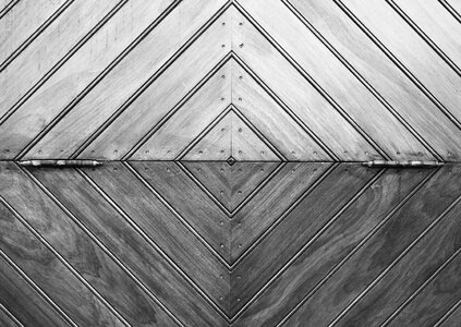 Symmetry pattern wooden