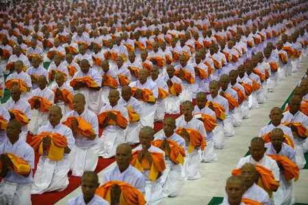 Buddhism buddhists praying photo