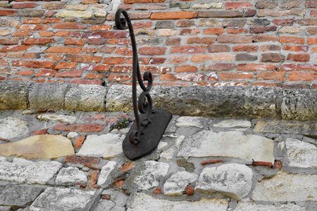 Cast Iron wall stone