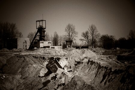Machine equipment energy