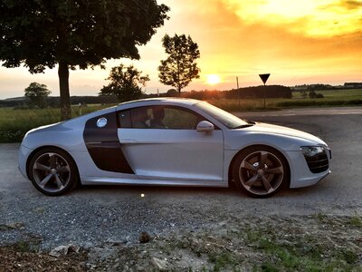 Pkw r8 v10