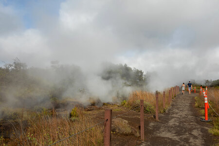 Crater Rim Trail along Wahinekapu photo