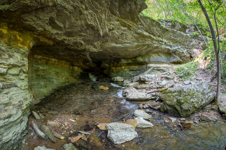 Cave opening at Carters Cave-2