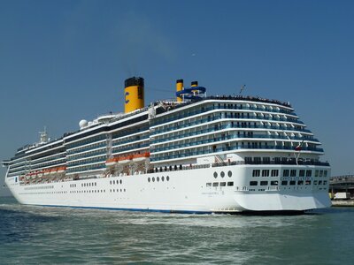 Vacation holidays cruise tourism