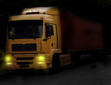 Transport traffic yellow