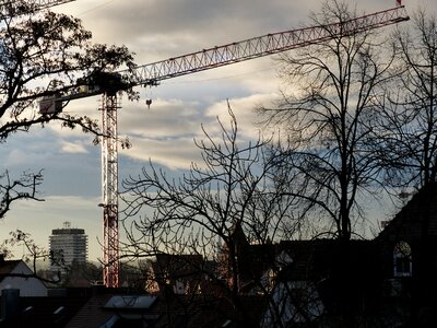 Lattice boom crane baukran build photo