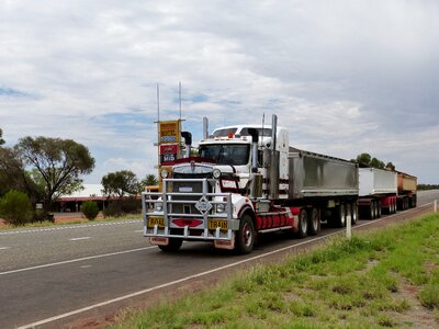 Trailers transport traffic