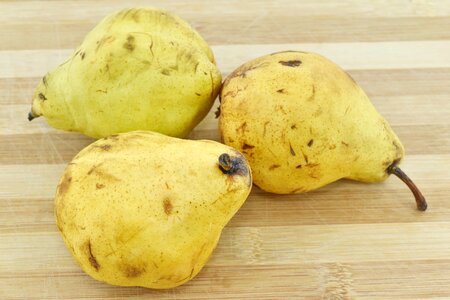 Dietary organic pear
