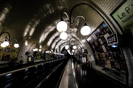 Paris cité metro station photo