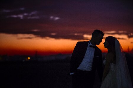 Sunset romance bride photo