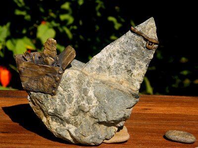Sculpture metal stone