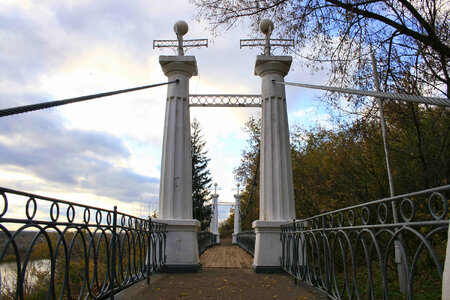 bridge columns photo