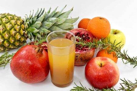 Apple citrus fruit juice