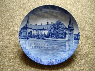 Decorative plate porcelain blue
