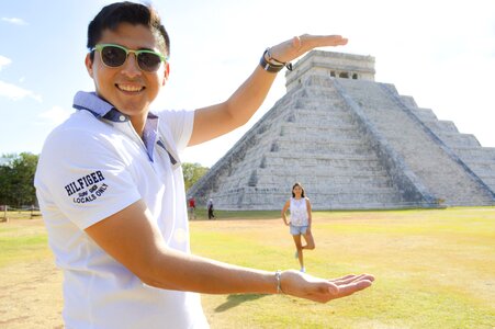 Boy girl chichen itza photo