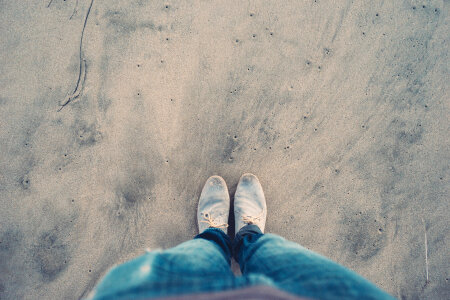 Blue feet gray photo