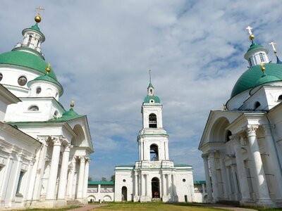 Golden ring orthodox church photo