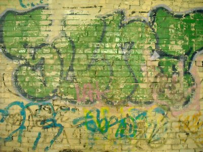 Brick graffiti 