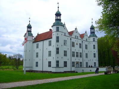 Castle palace architecture photo