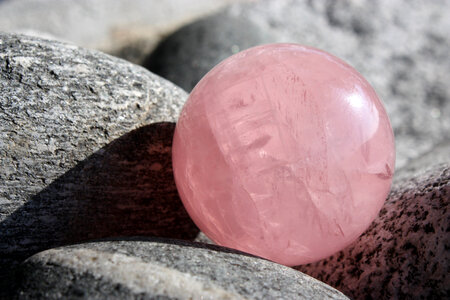 Pink Quartz Stone photo