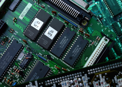 Chips on a green PCB