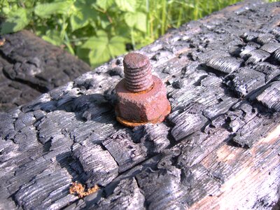 Burned screw thread