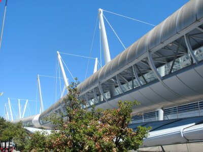Architecture bridge transition