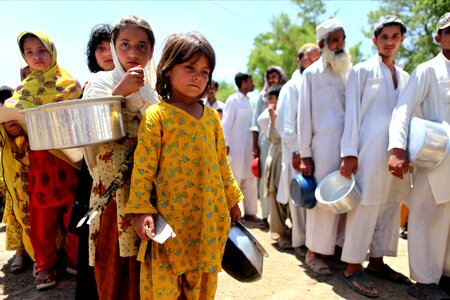 Bearing female child queue