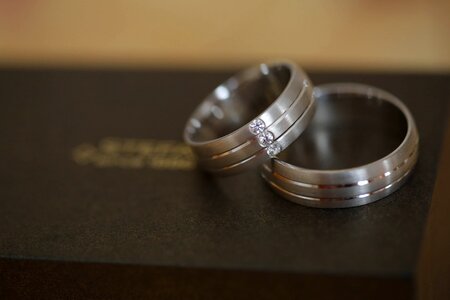 Engagement precious rings