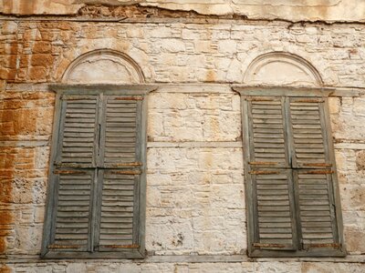 Window wall house