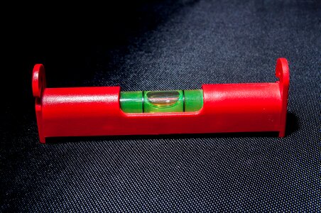 Tool red string scale