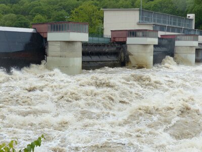 Dam barrage power plant