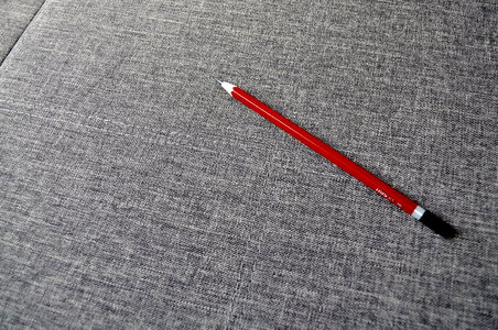 Driving lead pencil 
