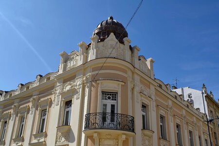 Balcony capital city residence