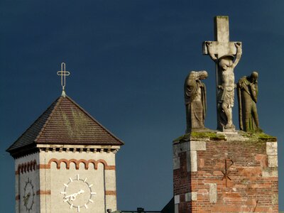 Time indicating pointer clock face photo