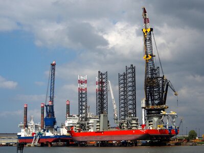 crane barge doing marine heavy lift installation works photo