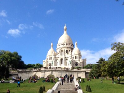Summer view on basilica of the Sacred Heart of Jesus, Paris, Fran photo