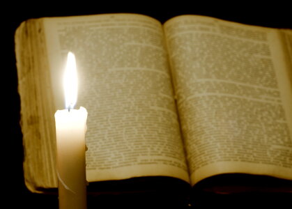 book and candle photo