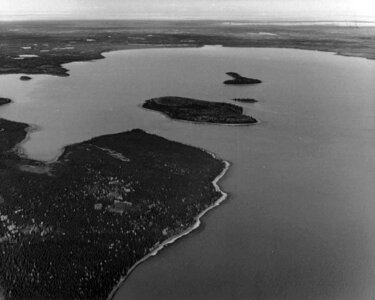 Caribou island lake