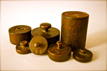 Grams copper metal