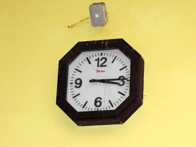 Hour timepiece minute photo