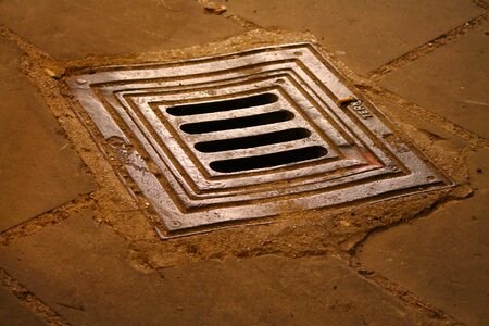 Via stones drain photo