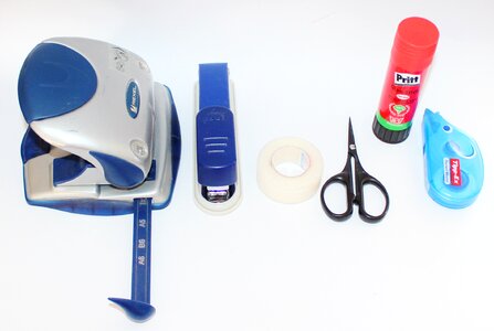 Punch tacker scissors