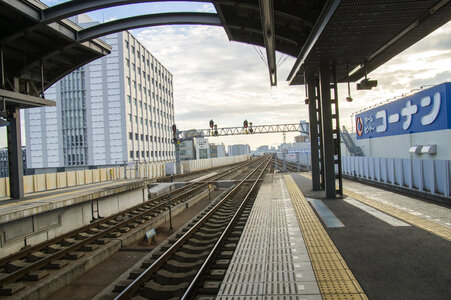 3 Kochi Station
