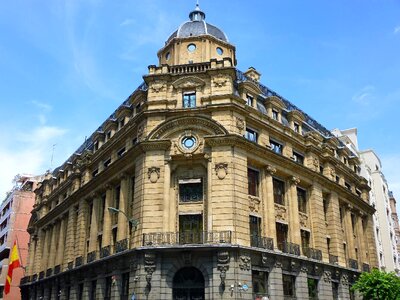 Building historic architecture