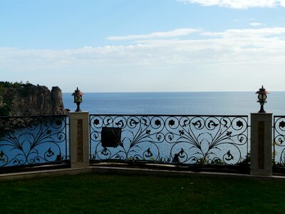 Sea terrace railing