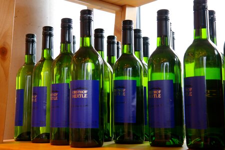 Alcohol wine sale wine bottle range photo