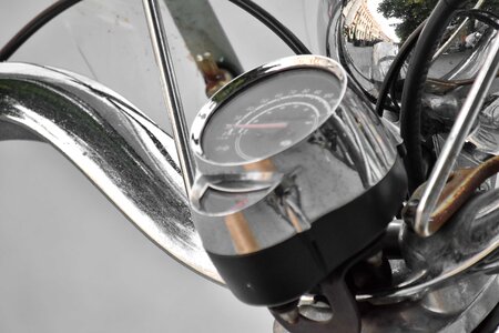 Gearshift motorcycle speedometer