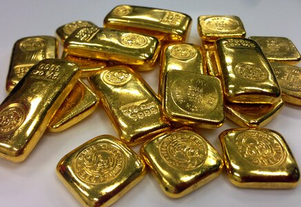 Gold bullion bar of gold gold bar photo