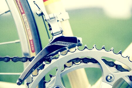 Bottom bracket close up chain